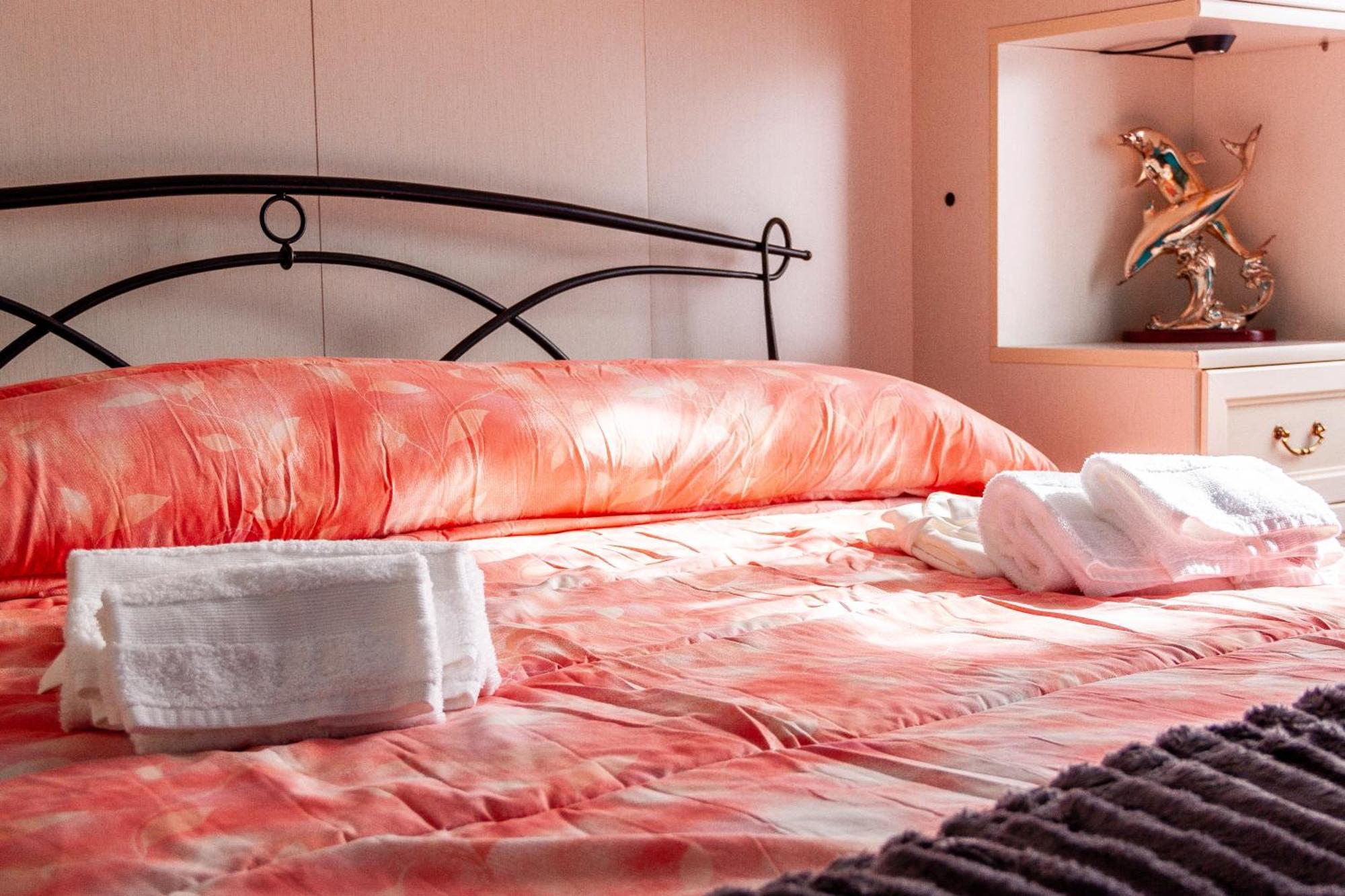 A Casa Di Marco Guesthouse - Apt Di Ciampino E Stazione Per Roma 马里诺 外观 照片