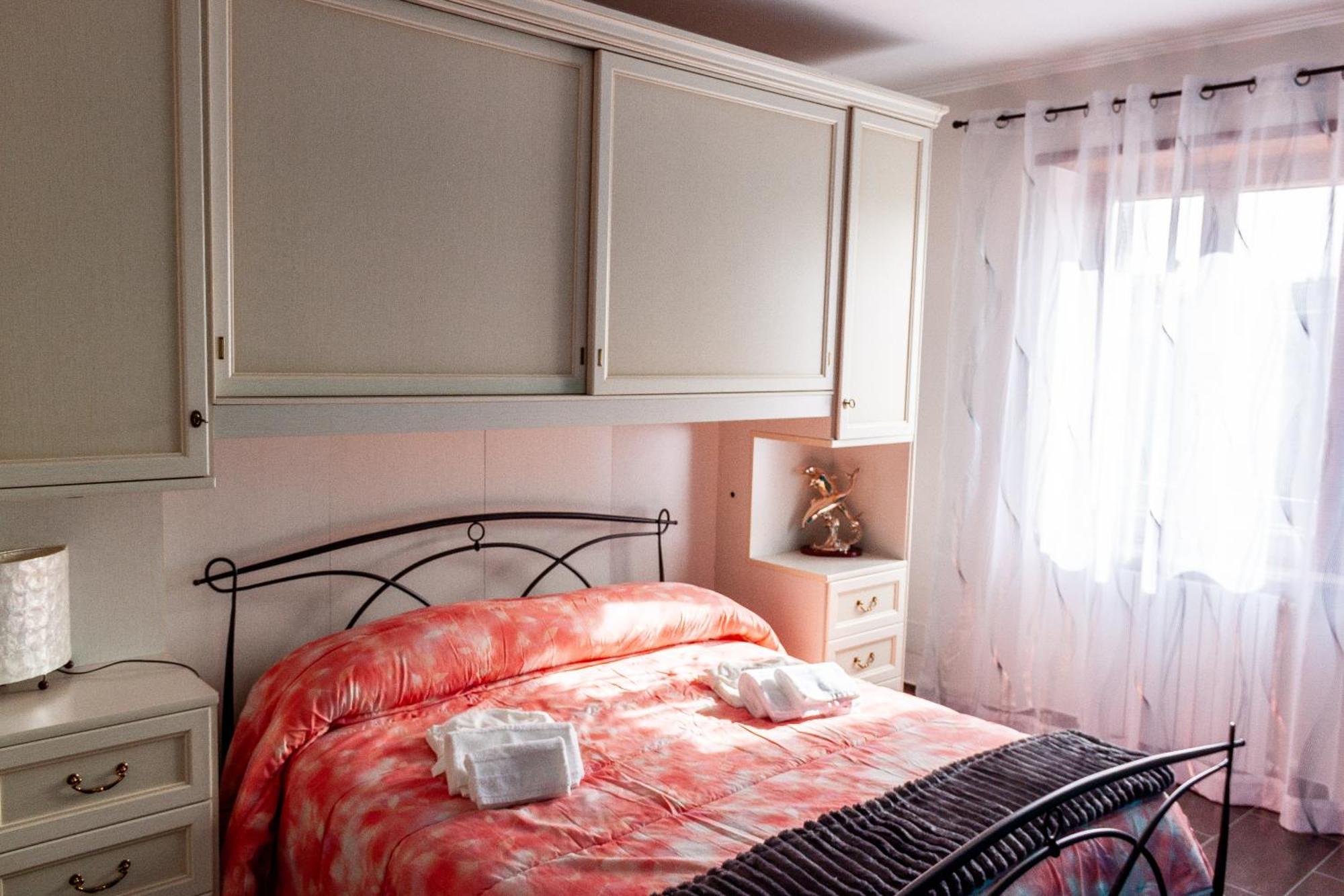 A Casa Di Marco Guesthouse - Apt Di Ciampino E Stazione Per Roma 马里诺 外观 照片